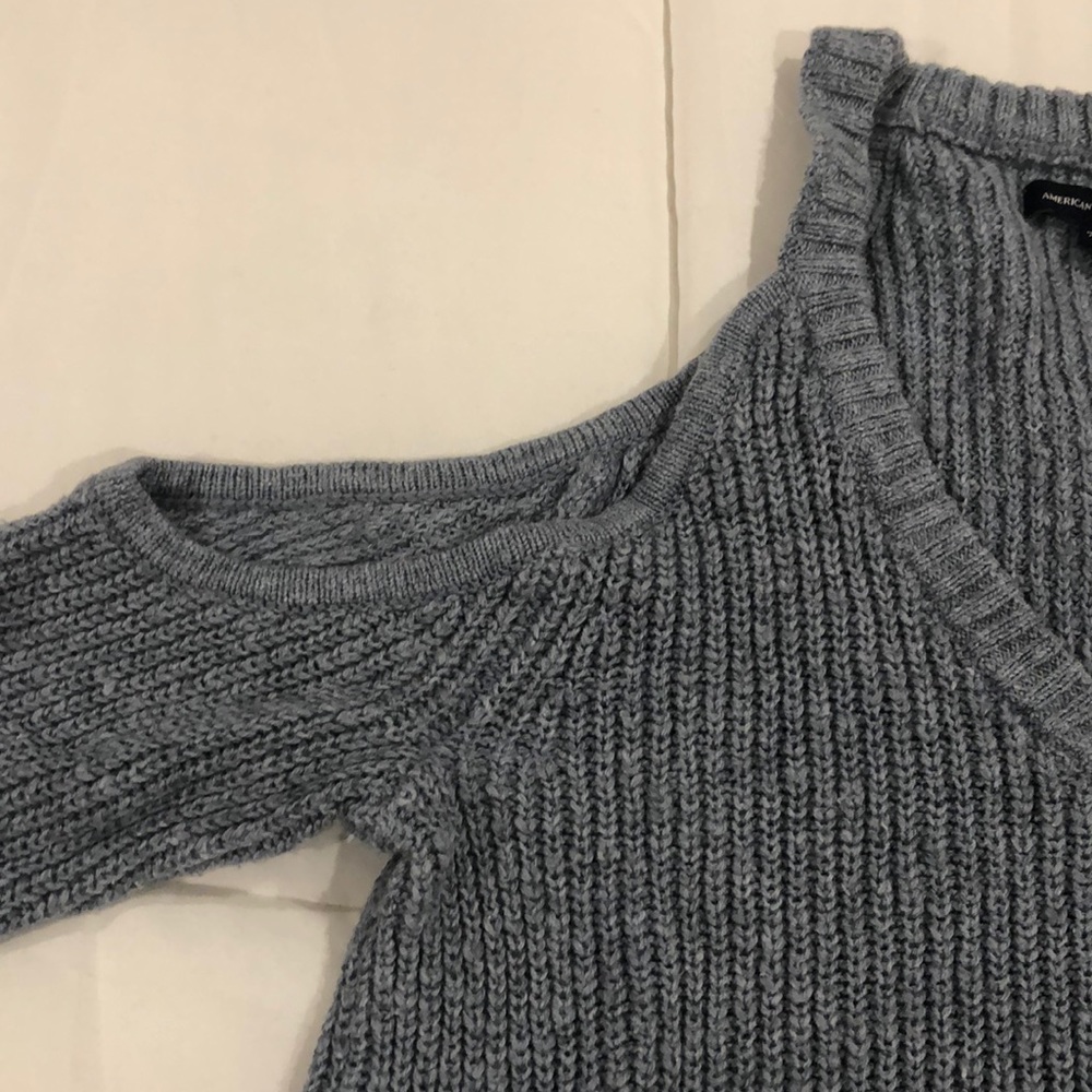 Sweater - Picture 4 of 4